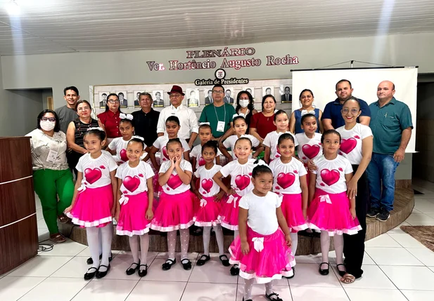 Crianças de São João do Arraial