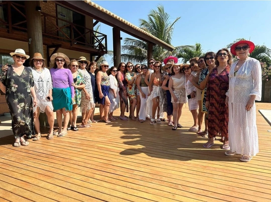 Demóstenes Beach: evento em Luís Correia com meninas acima de 60