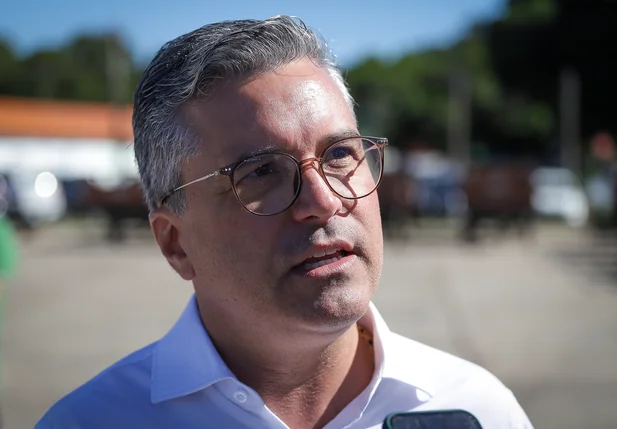 Dr. Vinicius