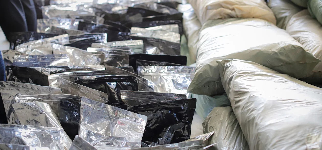 Droga armazenada em embalagens especiais