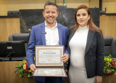 Empresário Renildo Carvalho Gonçalves e deputada Bárbara do Firmino