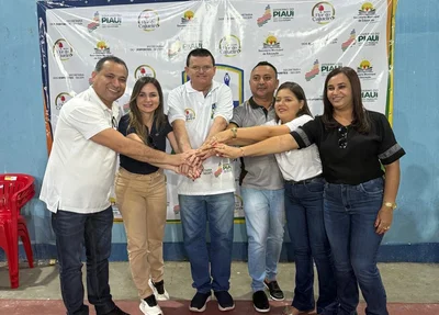 Evaldo Gomes em encontro com apoiadores
