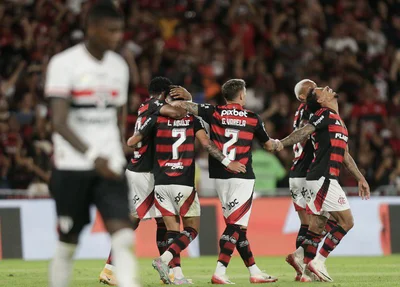 Flamengo vence o São Paulo no Maracanã pelo Brasileirão