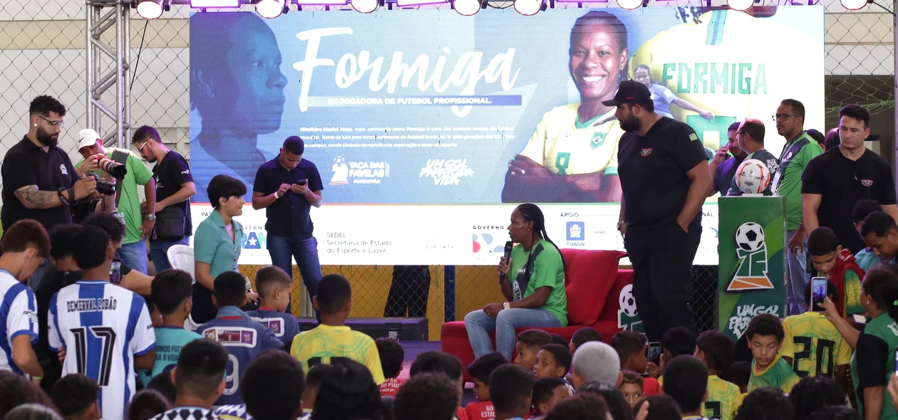 Formiga relata suas experiências na abertura da Taças das Favelas Piauí 2025