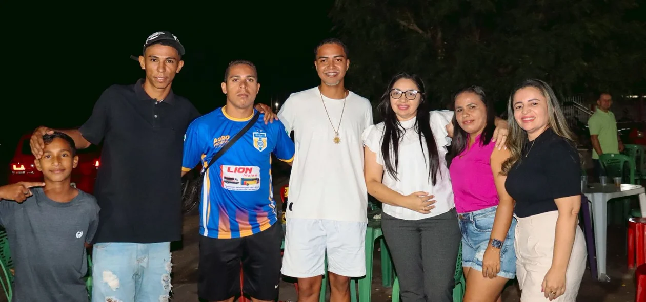 Gerlane Cabral participa de premiações