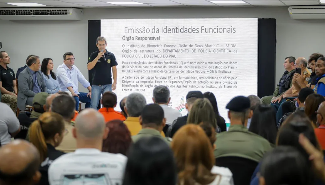 Governo do Piauí lança nova Carteira de Identidade Funcional para servidores públicos