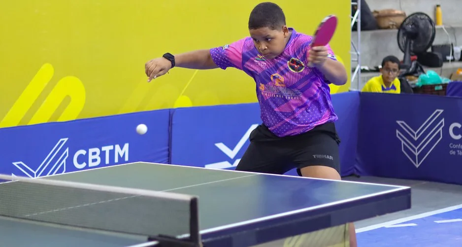 Israel Júnior, jogador piauiense de tênis de mesa