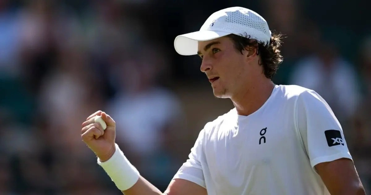 Joao Fonseca avança à terceira fase em Wimbledon