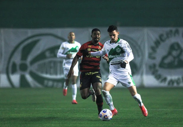 Juventude e Sport se enfrentam pelo Brasileirão