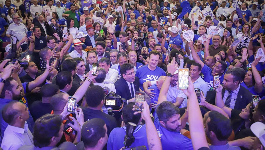 Lançamento da pré-candidatura de Júlio César