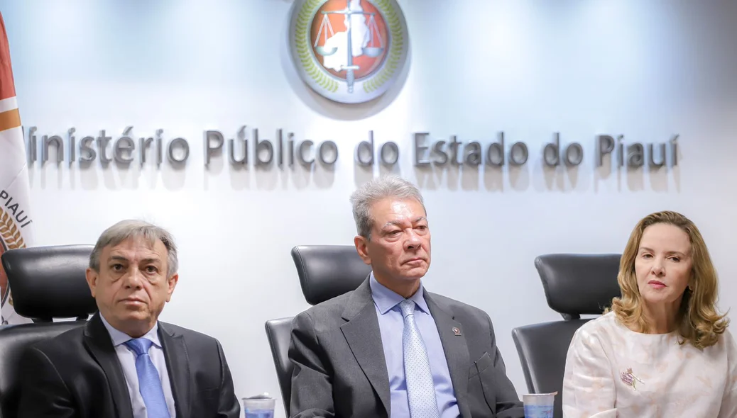 Mesa de honra da solenidade