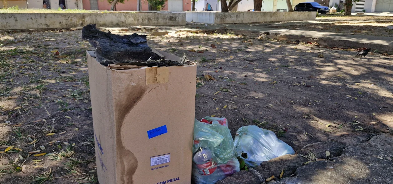 Moradores denunciaram a situação do bairro