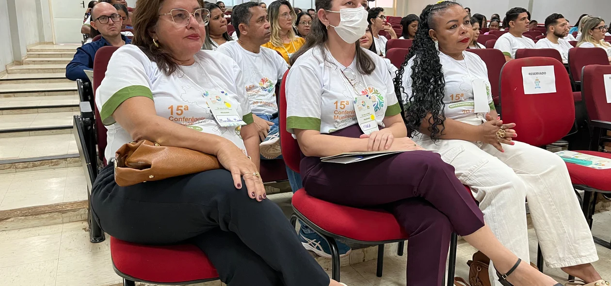 O evento teve o tema: “20 Anos do SUAS: Construção, Proteção Social e Resistência”