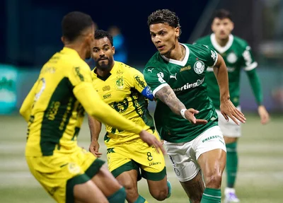 Palmeiras e Mirassol empatam em jogo agitado no Brasileirão