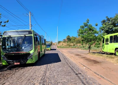Paralisação de motoristas e cobradores de ônibus na zona leste de Teresina