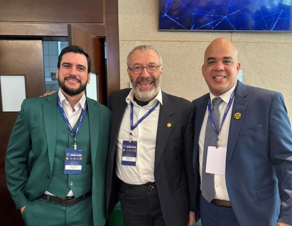 Peritos Joaquim Neto, Lorenzo Parodi e Dellano Sousa o novo coordenador nacional