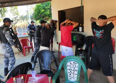 PM apreendeu drogas em bar no bairro Ilha Grande de Santa Isabel