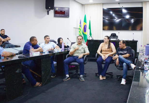 Prefeito Pedro Gomes fortalece relação com a Câmara