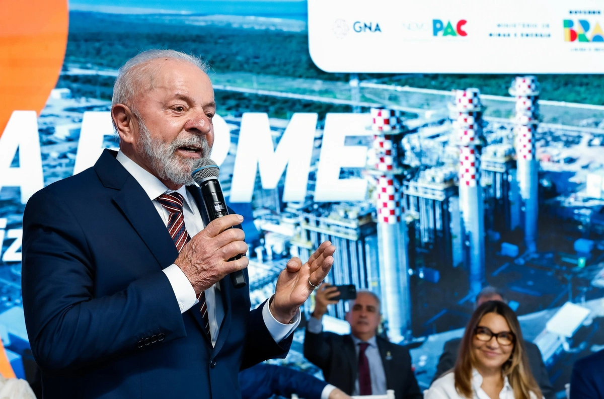 Presidente Lula durante a cerimônia de inauguração da Usina Termelétrica GNA II, no Porto do Açu