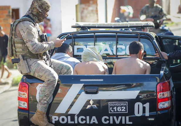 Presos durante a operação