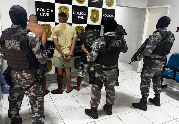 Prisões em Floriano
