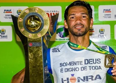 Rafael Araújo, zagueiro multicampeão com passagem marcante pelo Piauí