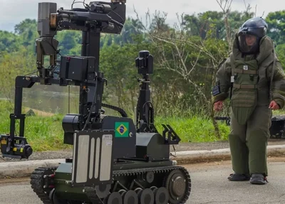 Robô destinado à desativação de bombas
