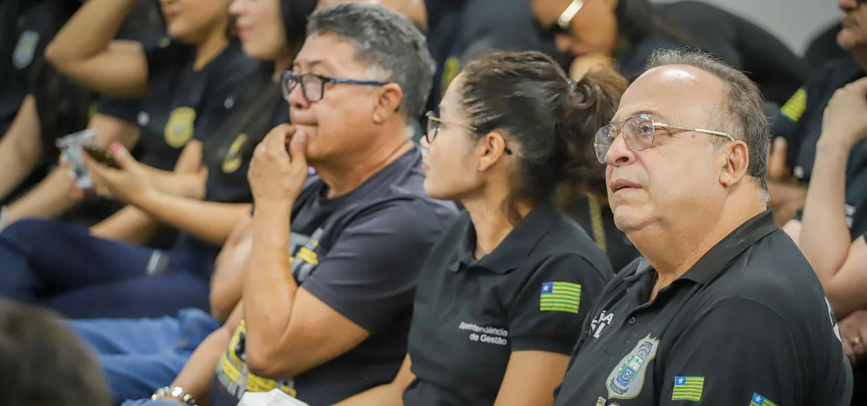 Servidores presentes no lançamento