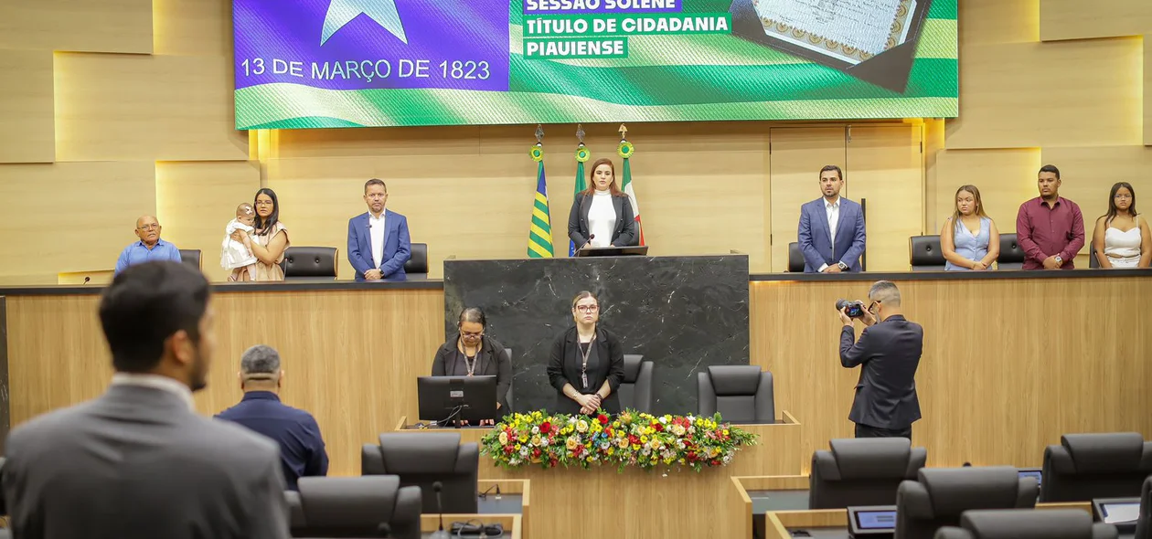 Sessão solene na Alepi