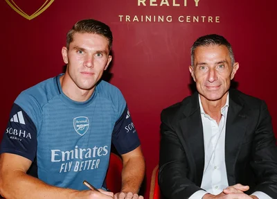 Viktor Gyökeres assinou contrato com o Arsenal