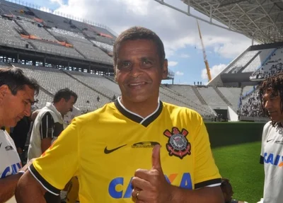 Wagner Basílio estreou no futebol profissional pelo Corinthians e foi tricampeão paulista