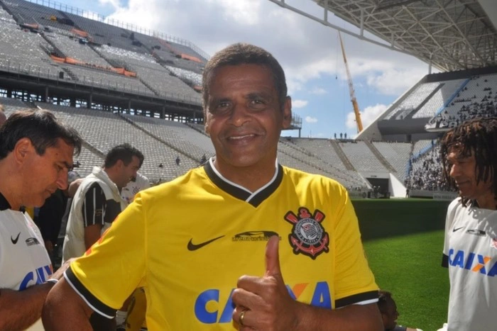 Wagner Basílio estreou no futebol profissional pelo Corinthians e foi tricampeão paulista