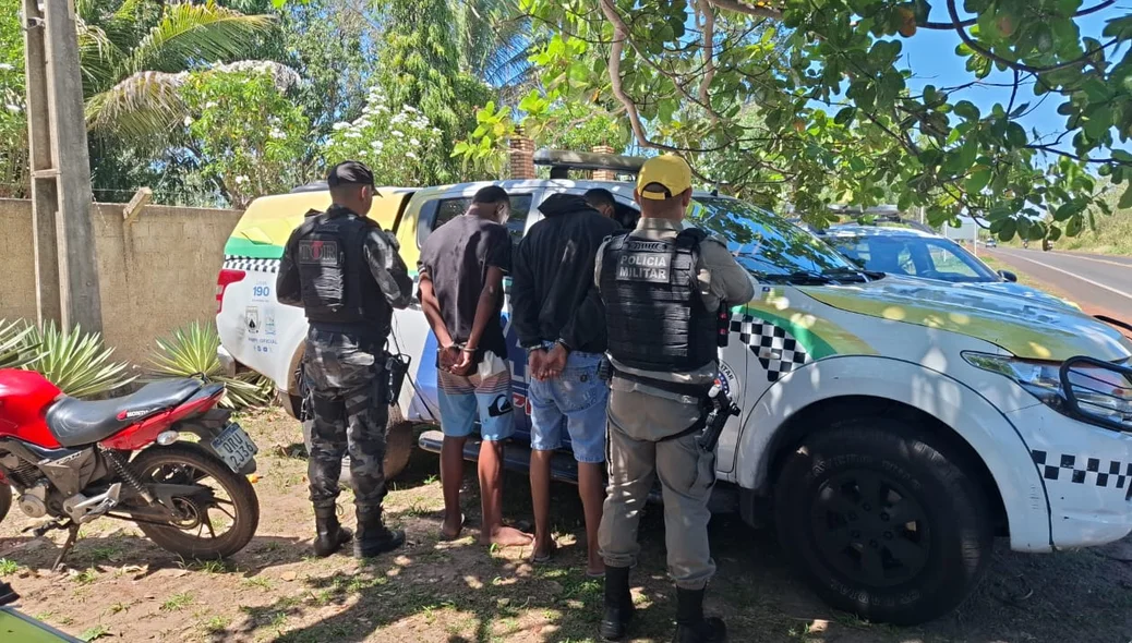 A equipe policial realizava abordagens próximo ao rodoanel de entrada da cidade