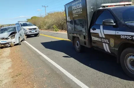 Acidente entre carro e motos deixa jovem morta na PI 120 em Valença do Piauí