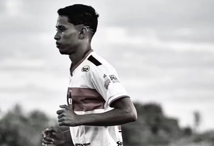 Alex Mariano Nascimento Moura