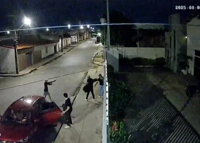 Assalto em frente à igreja no bairro Renascença II