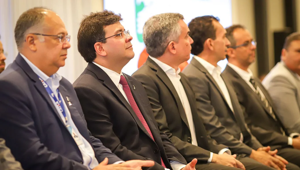 Autoridades na 6ª Conferência Estadual das Cidades
