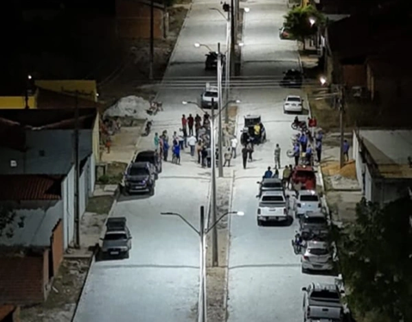 Avenida no bairro Cidade Nova em Campo Maior