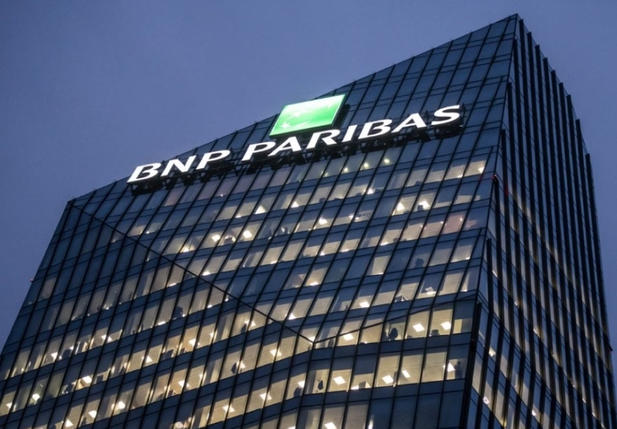 Banco francês pagou multa de US$ 8,9 bilhões de dólares por descumprir a Lei Magnitsky