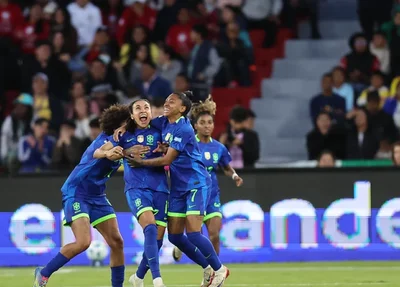 Brasil vence a Colômbia e é campeão da Copa América