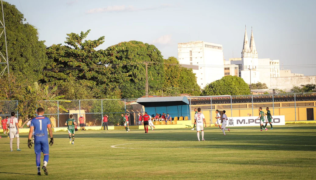 Campo do Lindolfo Monteiro