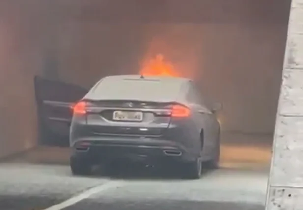 Carro oficial usado por ministra do STJ pegou fogo