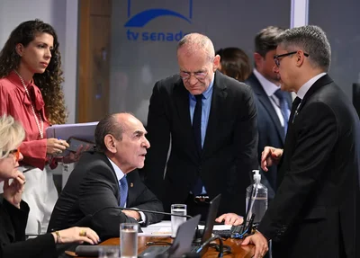 Comissão do Senado aprova voto impresso na reforma eleitoral