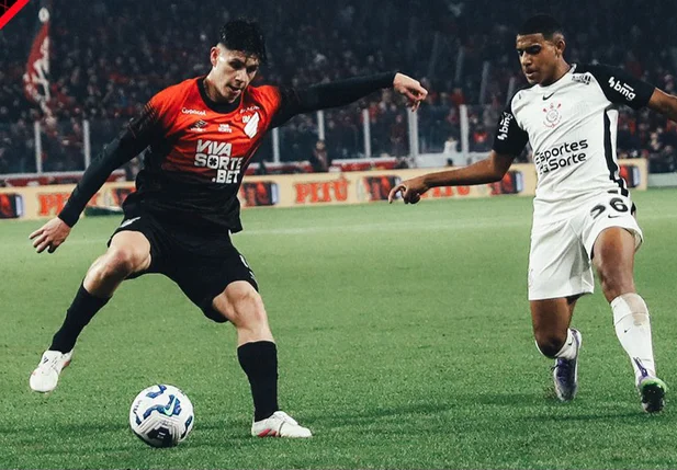 Corinthians vence Athletico-PR e abre vantagem nas quartas da Copa do Brasil