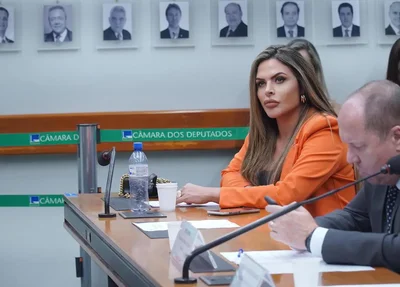 Deputada Silvye Alves
