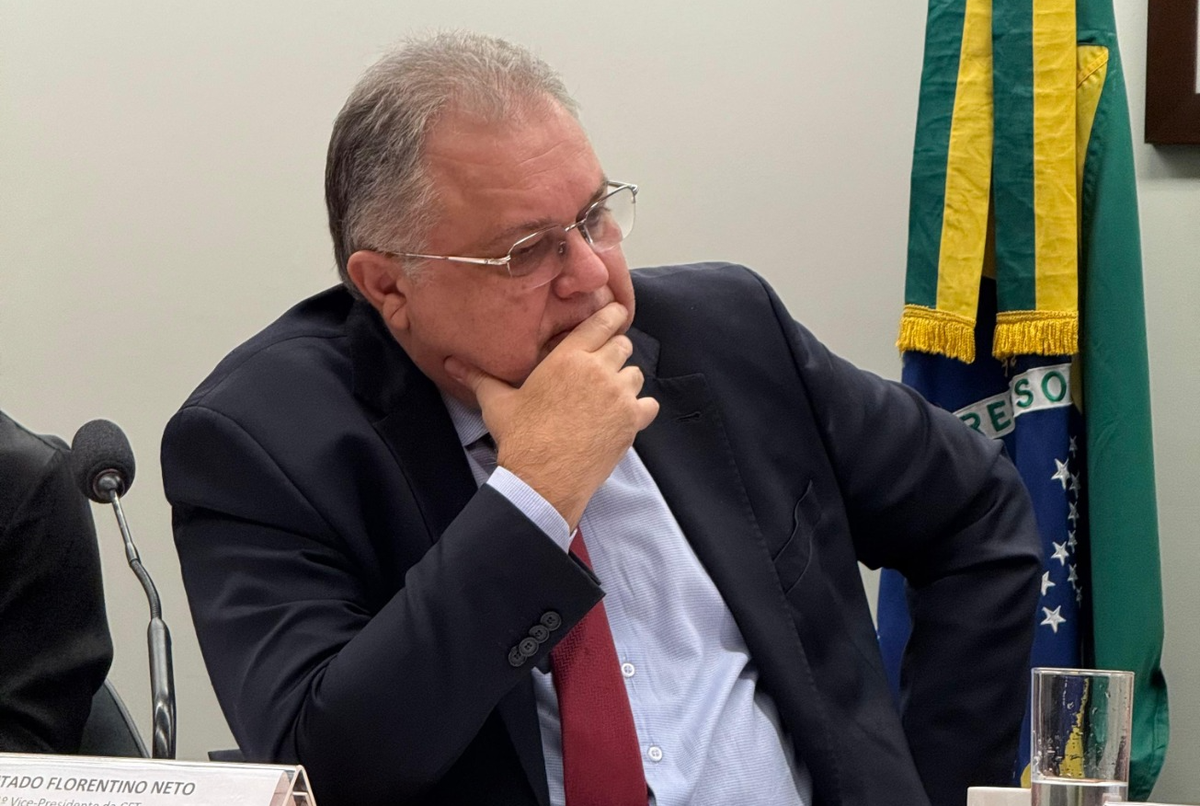 Deputado federal Florentino Neto