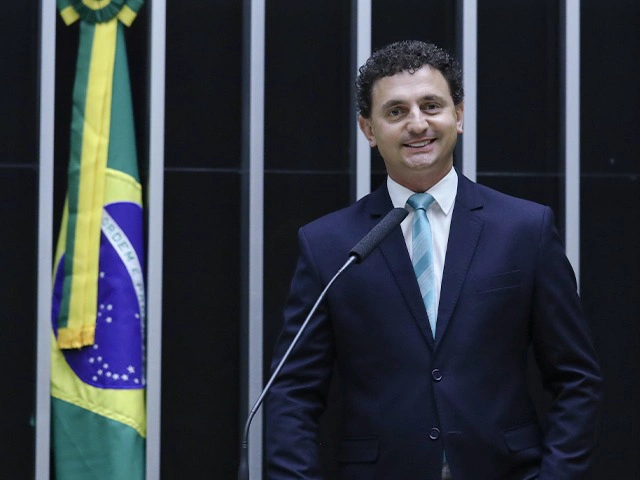 Deputado federal Rafael Pezenti