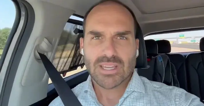 Eduardo diz que “falta coragem” ao STF