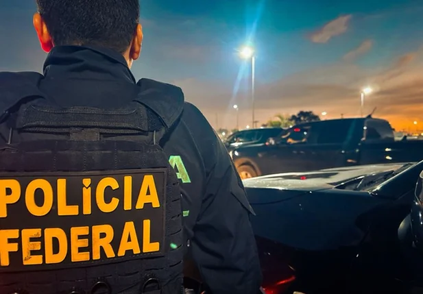 Equipe da Polícia Federal