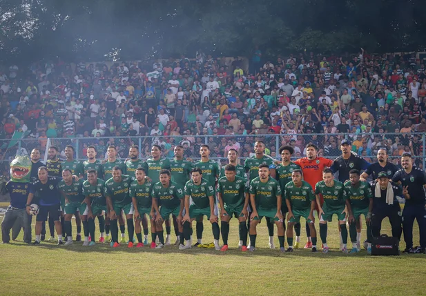 Equipe do Altos na partida contra o Santa Cruz